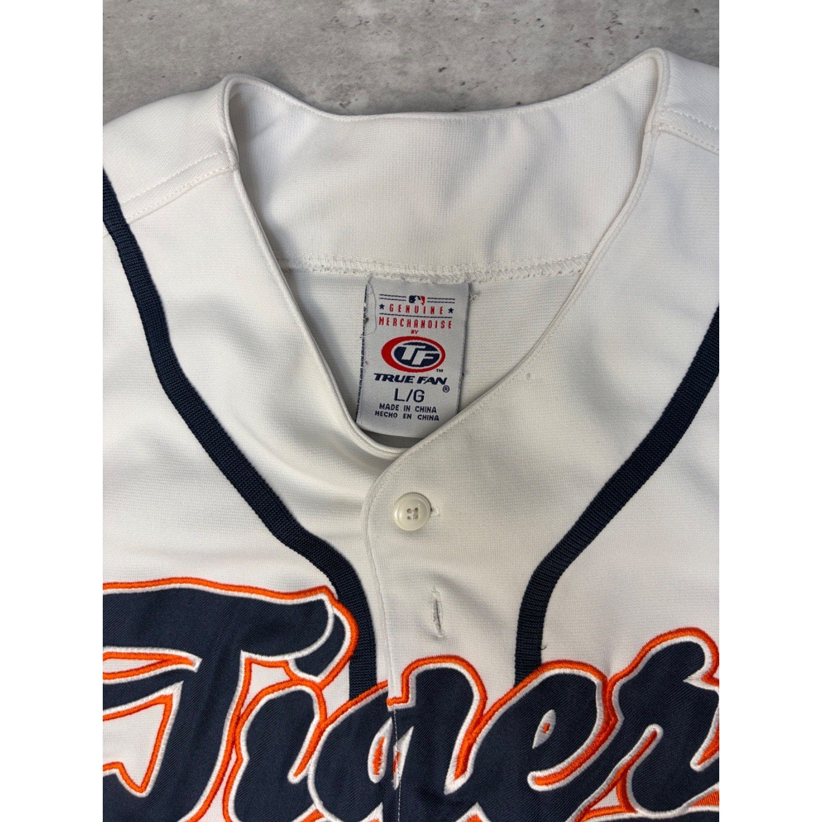 Vintage Detroit Tigers MLB Script Spellout Baseball Jersey Size Large