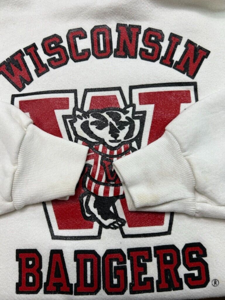 Vintage 80s/90s Wisconsin Badgers NCAA Graphic Logo Hooded Sweatshirt Size XL