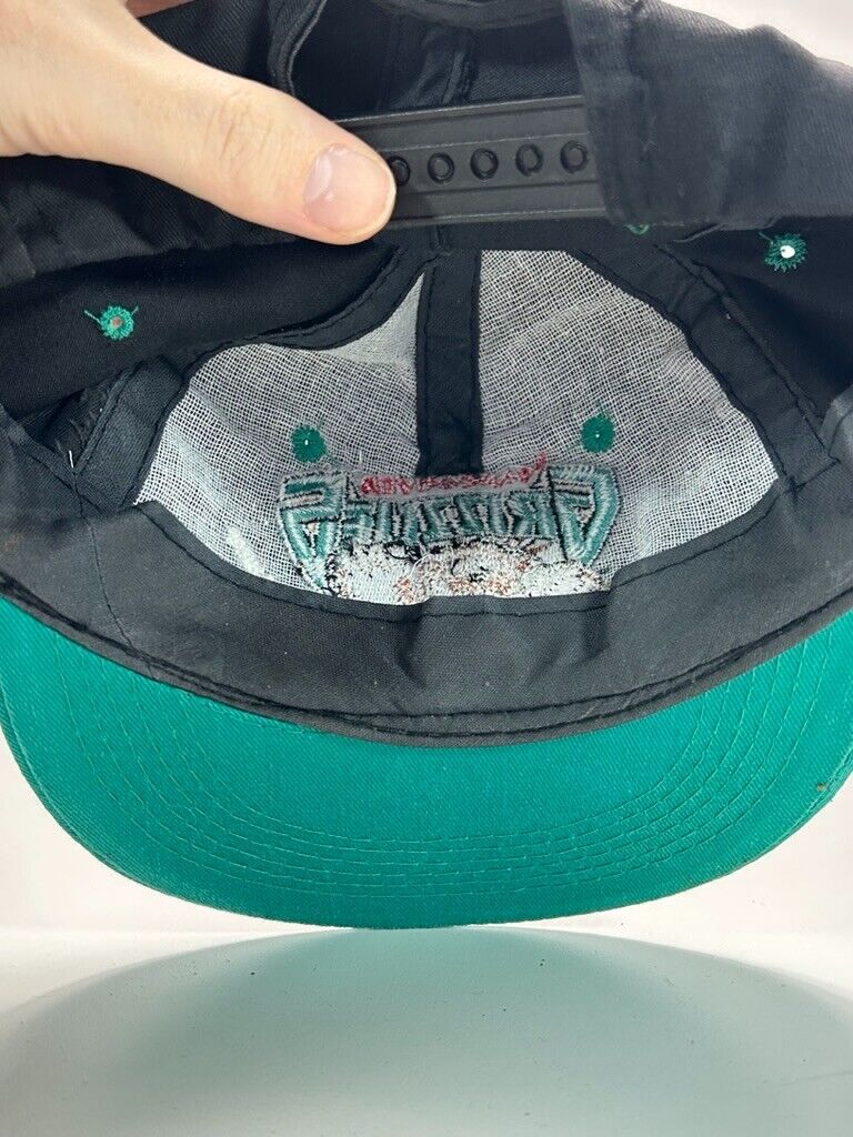 Vintage 1994 Vancouver Grizzlies NBA Embroidered YOUTH Snapback Hat OSFA