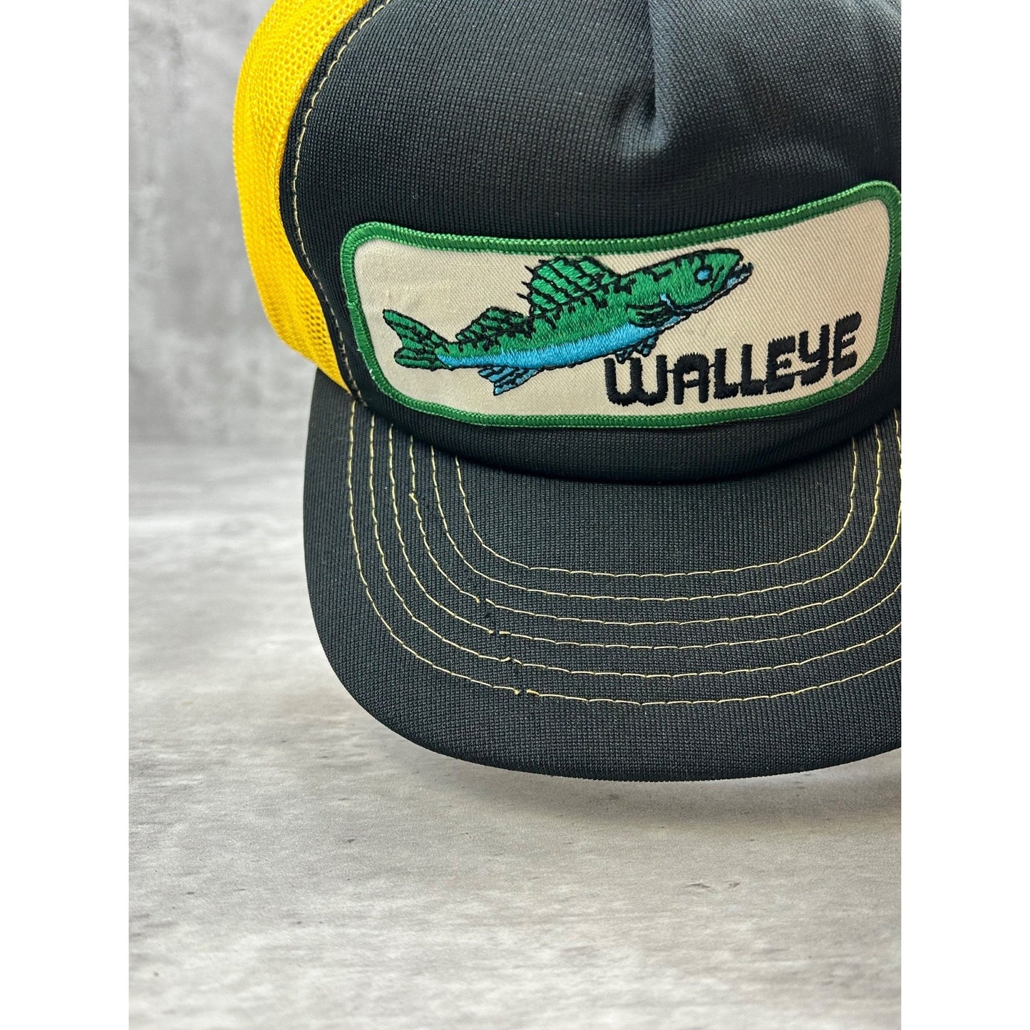 Vintage 80s/90s Walleye Embroidered Patch Fishing Trucker Snapback Hat OSFA