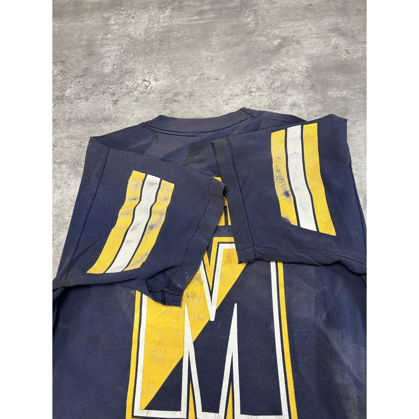 Vintage 90s Michigan Wolverines NCAA Jersey Style All Over Print T-Shirt Medium