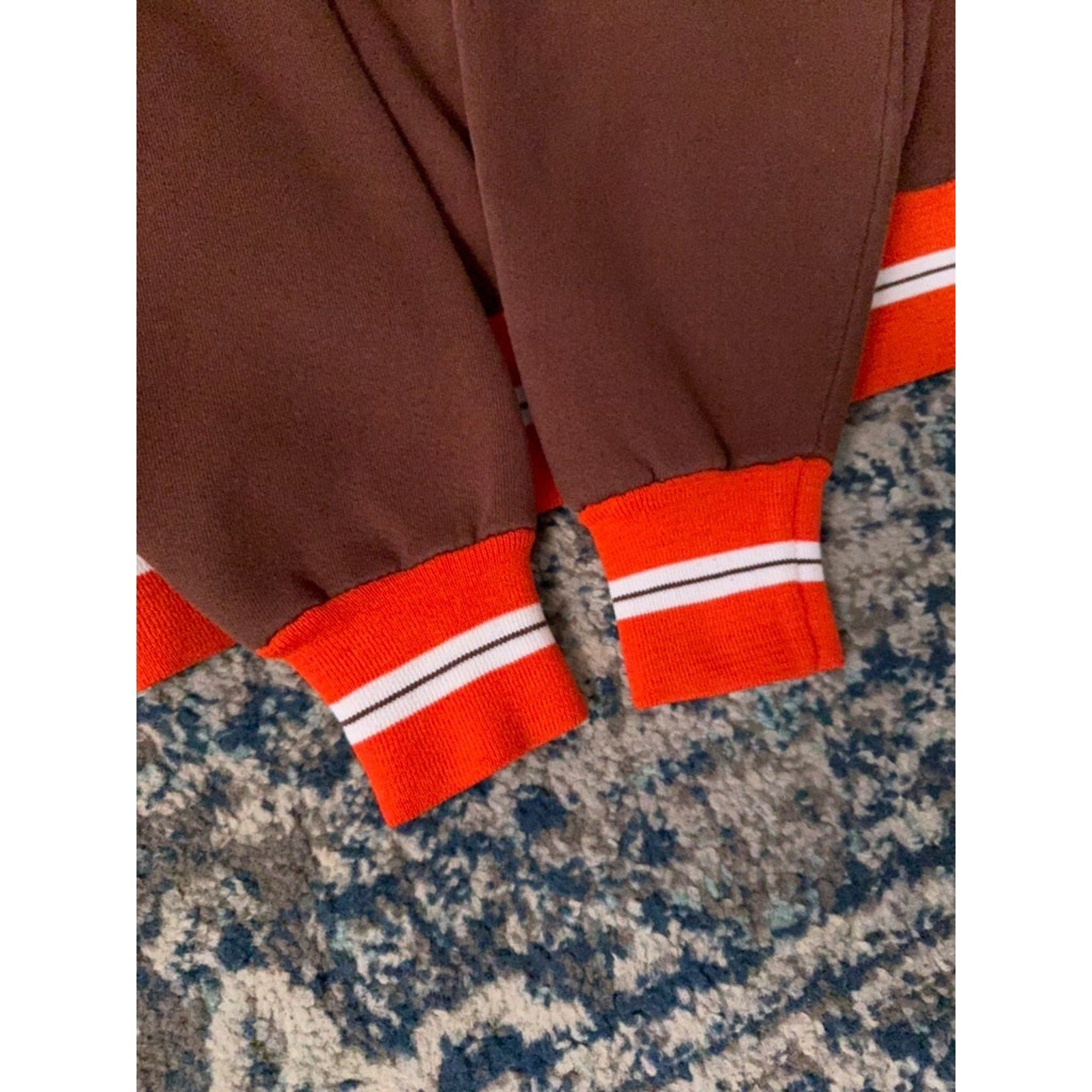 Vintage 90s Cleveland Browns NFL Fitness Embroidered Helmet Sweatshirt Sz XL