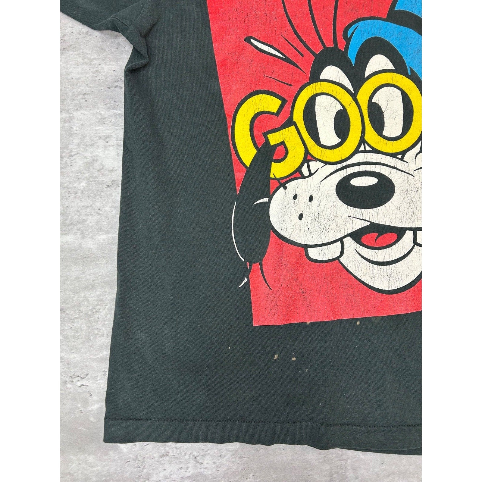 Vintage 90s Disney Goofy Cartoon Character Graphic T-Shirt Size XL