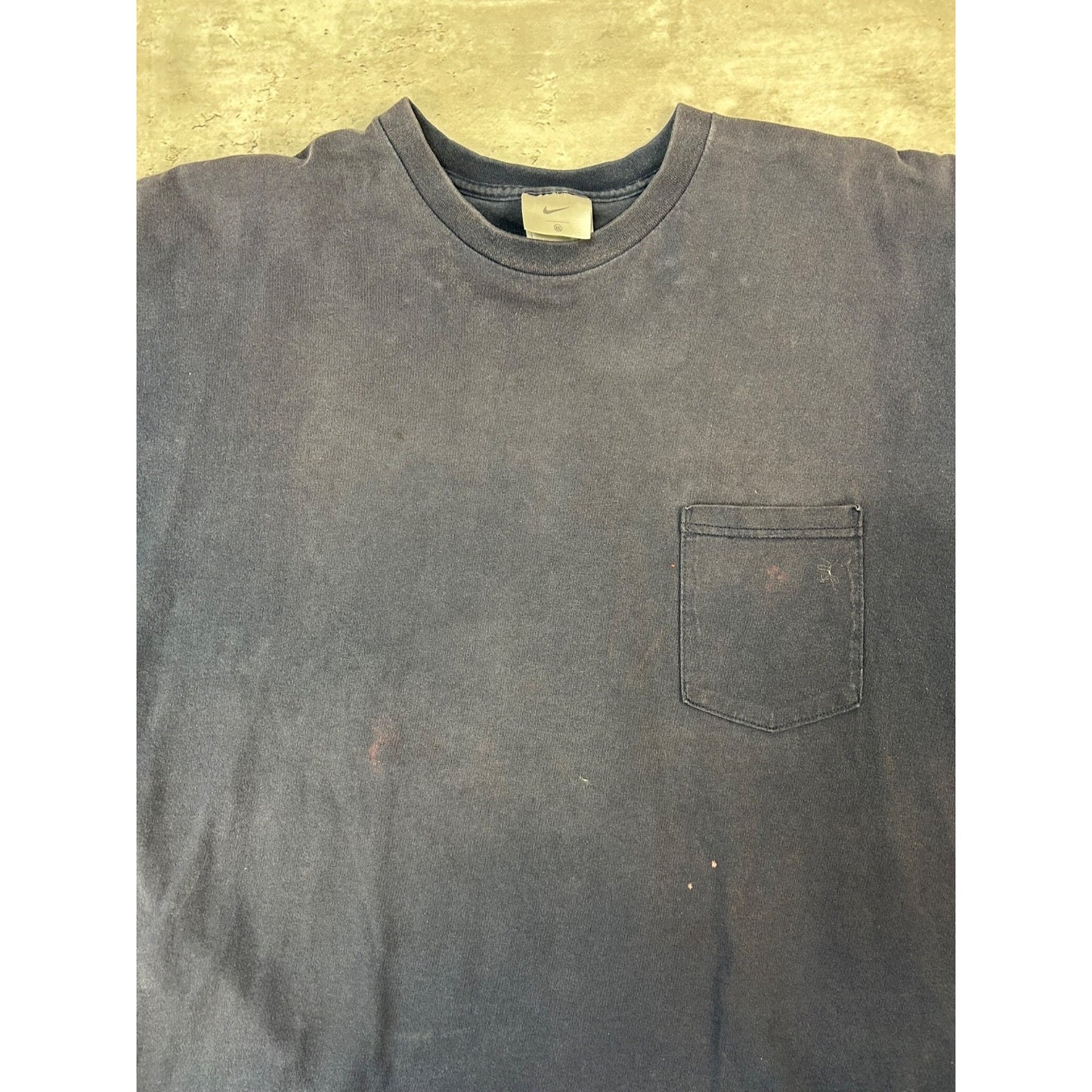 Vintage Nike Mini Swoosh Sleeve Graphic Pocket T-Shirt Size 2XL Blue