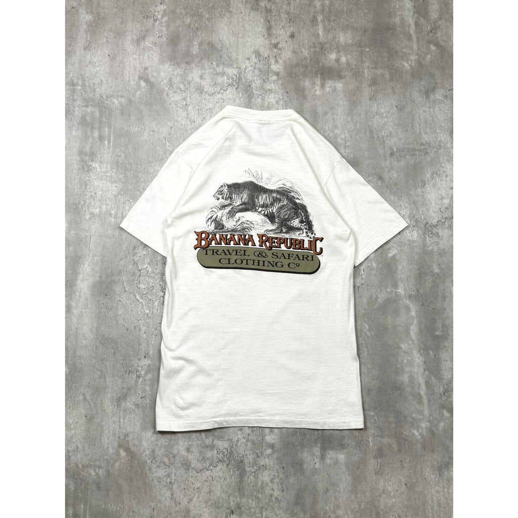 Vintage Banana Republic Travel & Safari Clothing Co Graphic T-Shirt Size Small