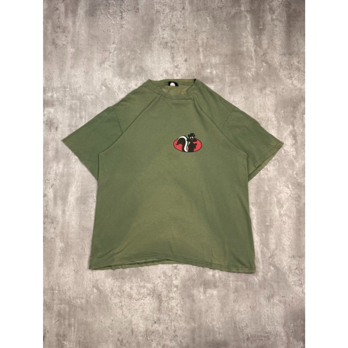 Vintage 1995 Looney Tunes Pepe Le Pew Cartoon Character Graphic T-Shirt Size XL