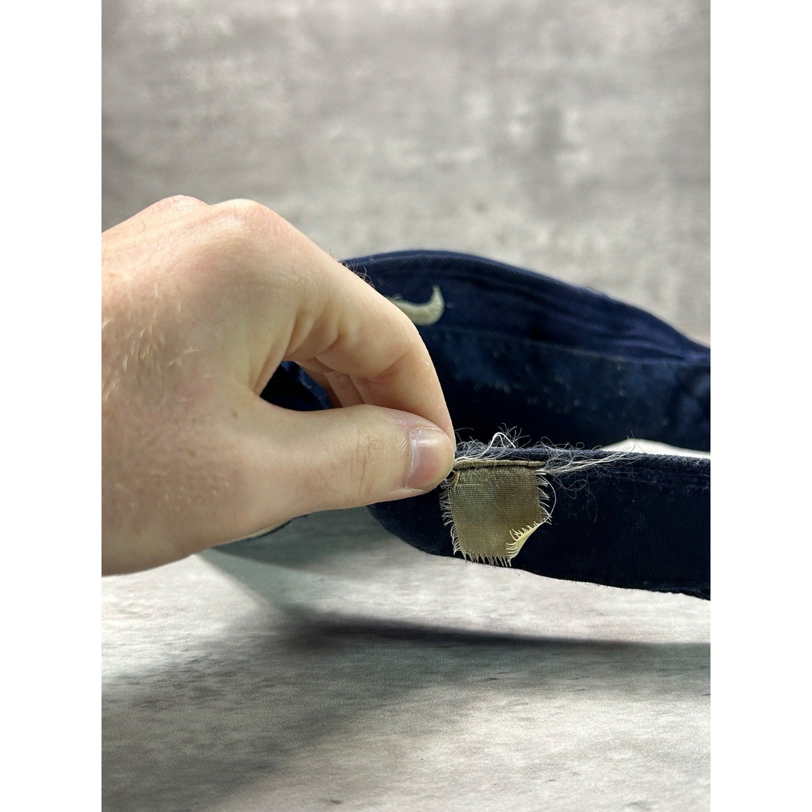 Vintage Nike Embroidered Swoosh Strapback Visor OSFA Navy Blue