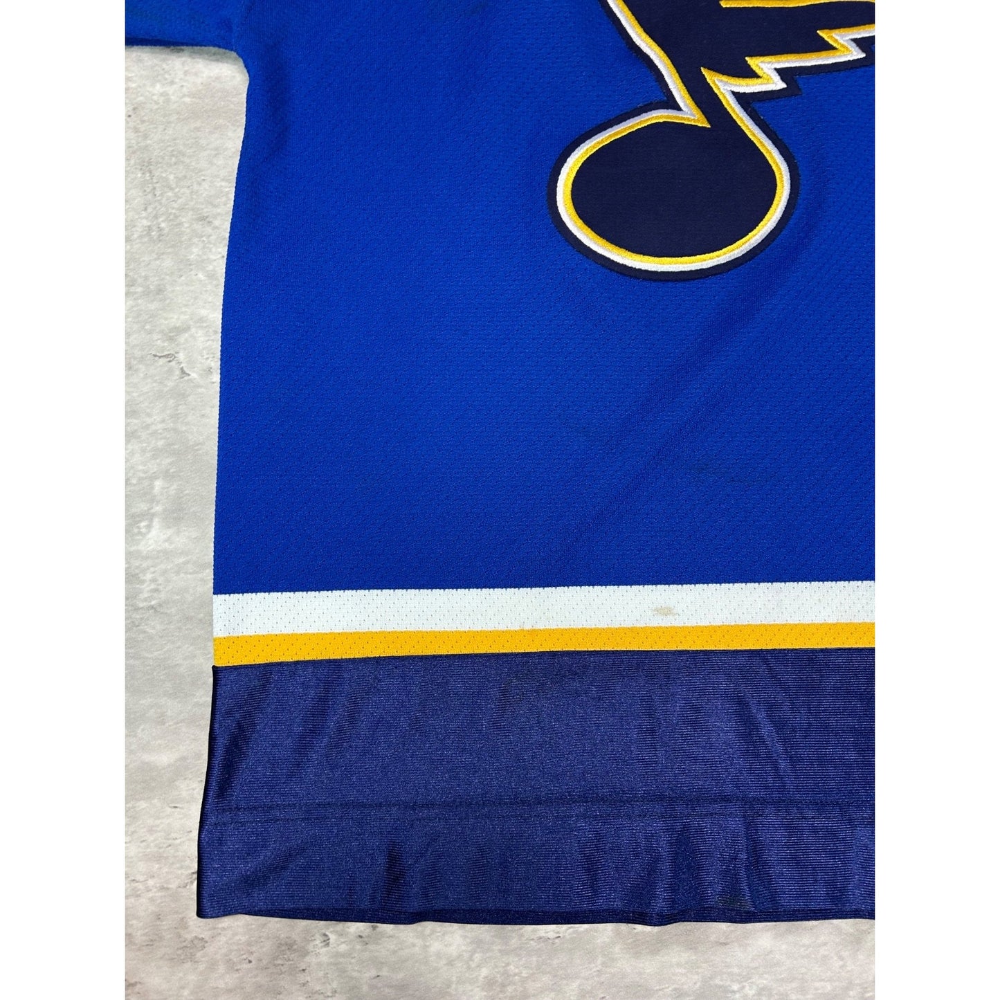 Vintage 90s St Louis Blues NHL Stitched CCM Hockey Jersey Size Large