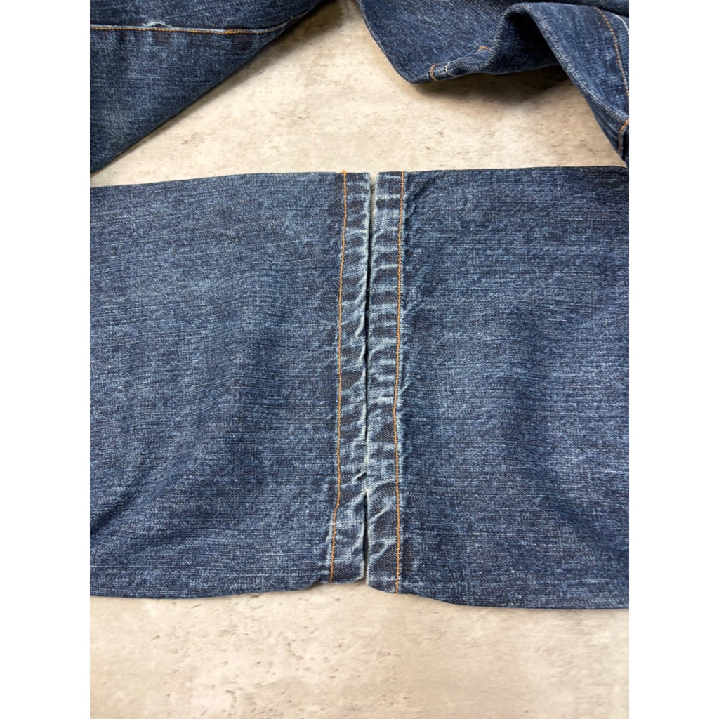 Vintage Y2K Womens Rocawear La Familia Embroidered Medium Wash Denim Pants 26x29
