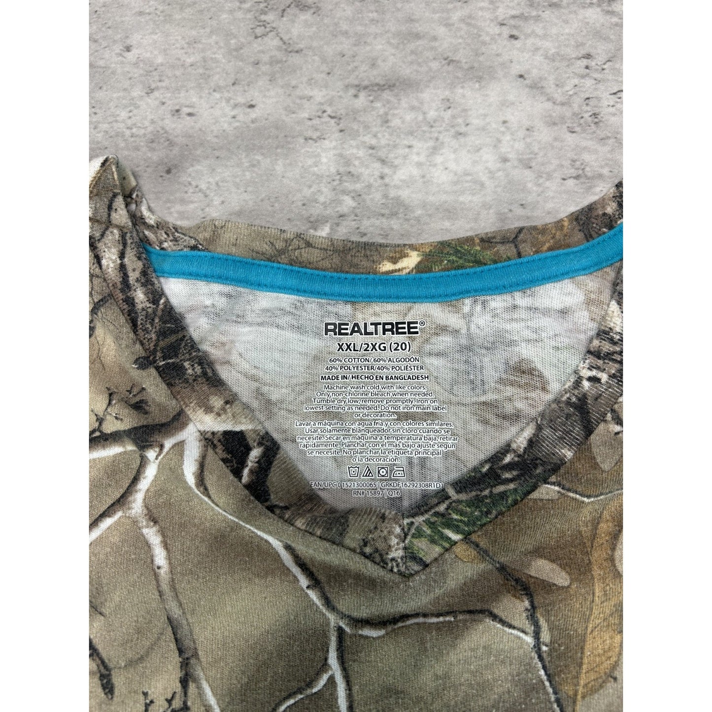 Real Tree Xtra Hunting Tree Camo V Neck Long Sleeve T-Shirt Size 2XL