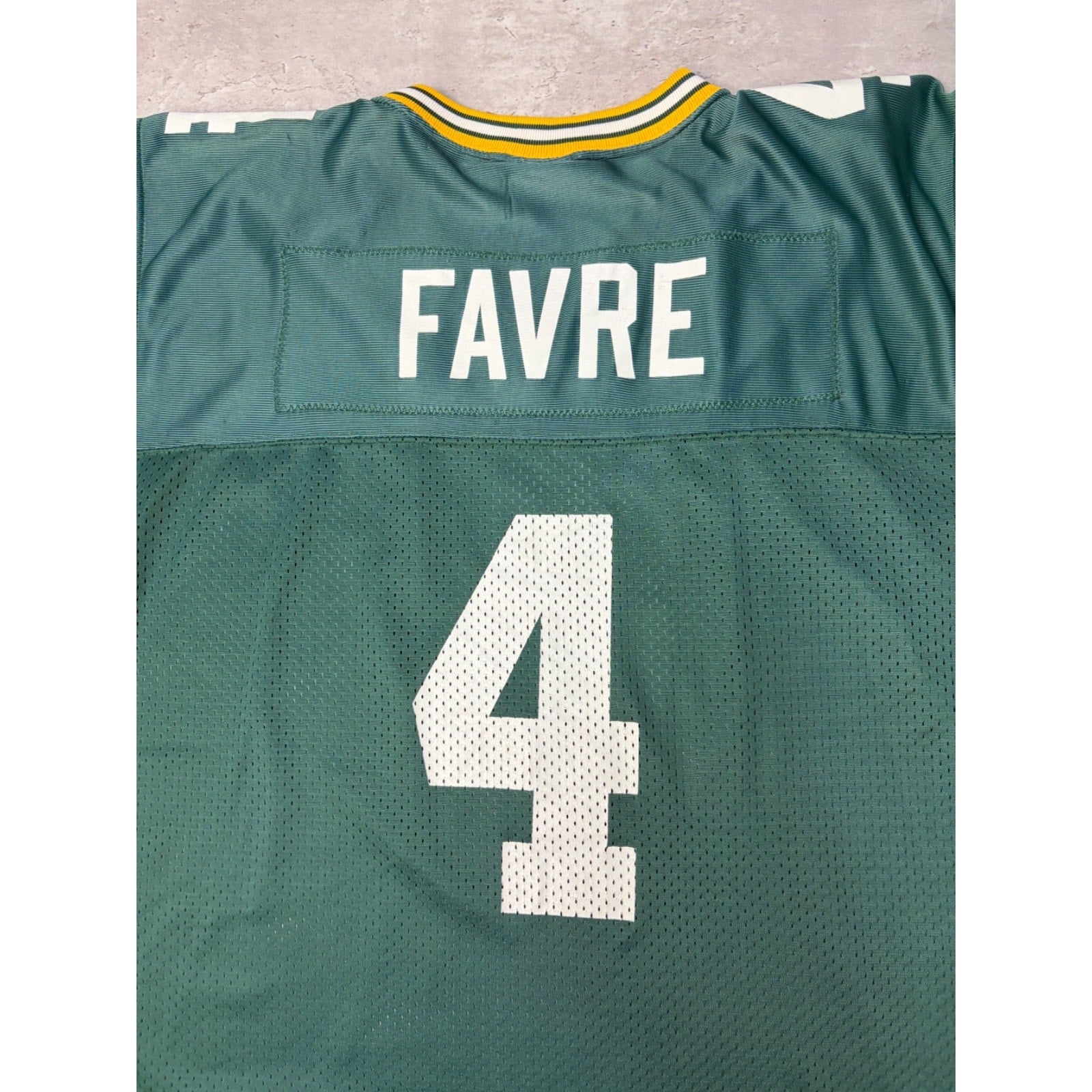 Vintage 1995 Brett Favre #4 Green Bay Packers NFL Starter Jersey Size YOUTH L