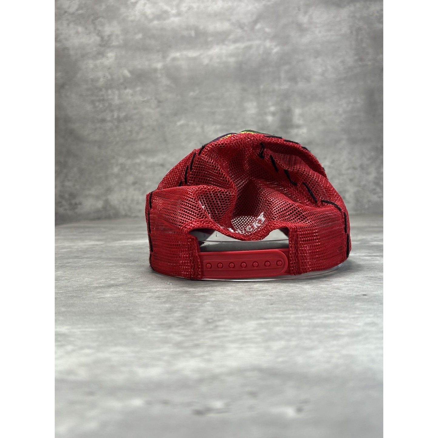 Vintage Y2K Lucky 777 Bedazzled Skull Trucker Snapback Hat OSFA Red