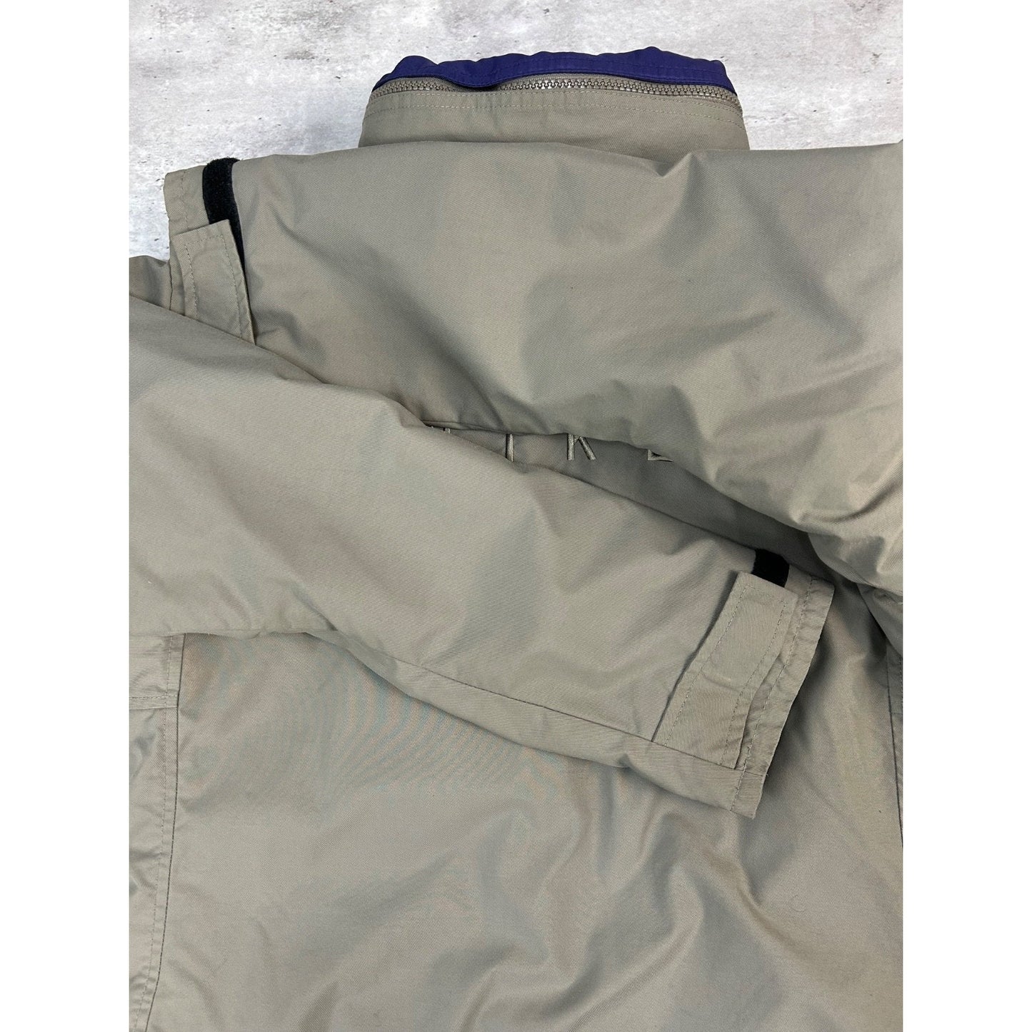 Vintage 2000s Women's Nike Embroidered Swoosh Full Zip Jacket Size Medium