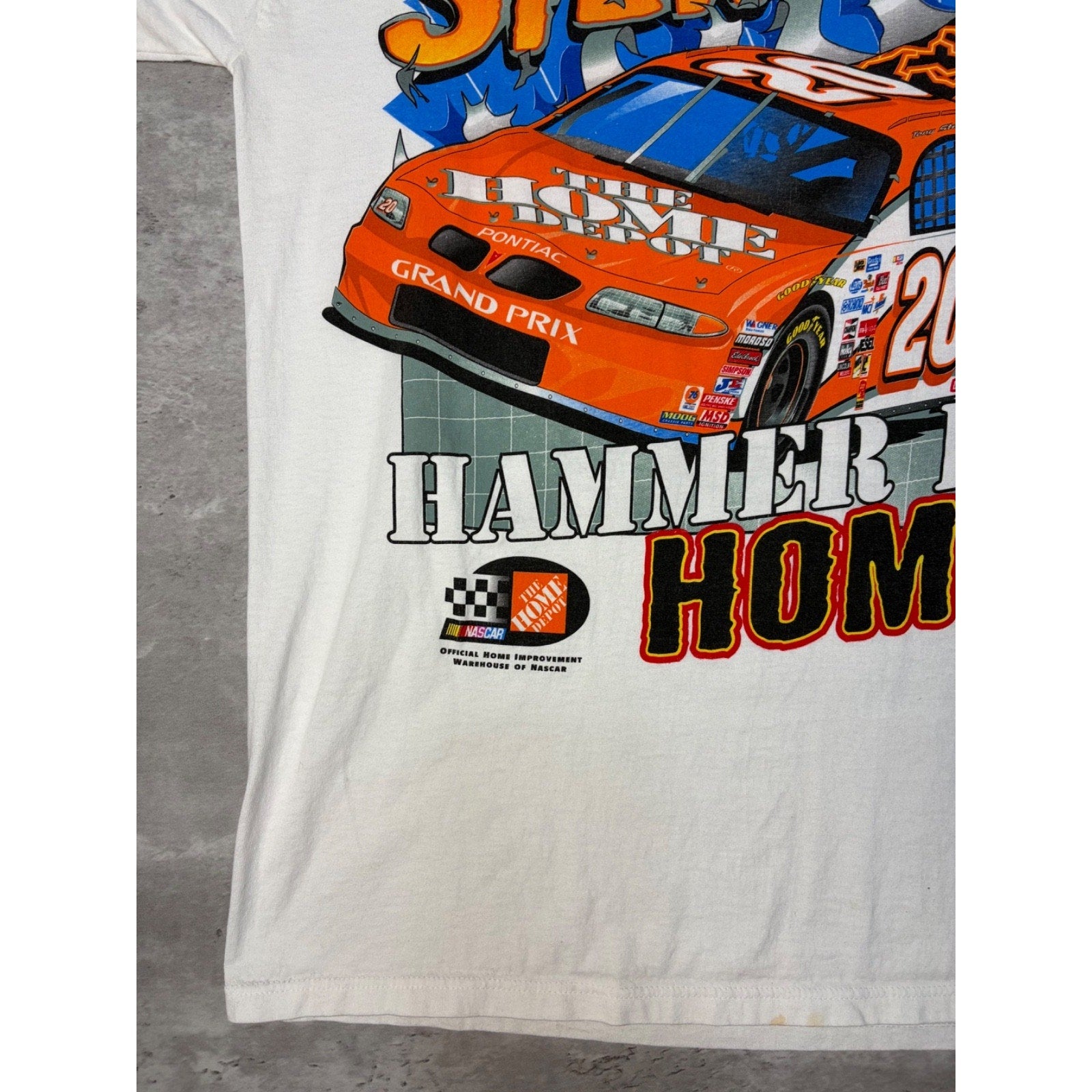 Vintage 1999 Tony Stewart #20 Nascar Hammer It Home Graphic T-Shirt Size Large