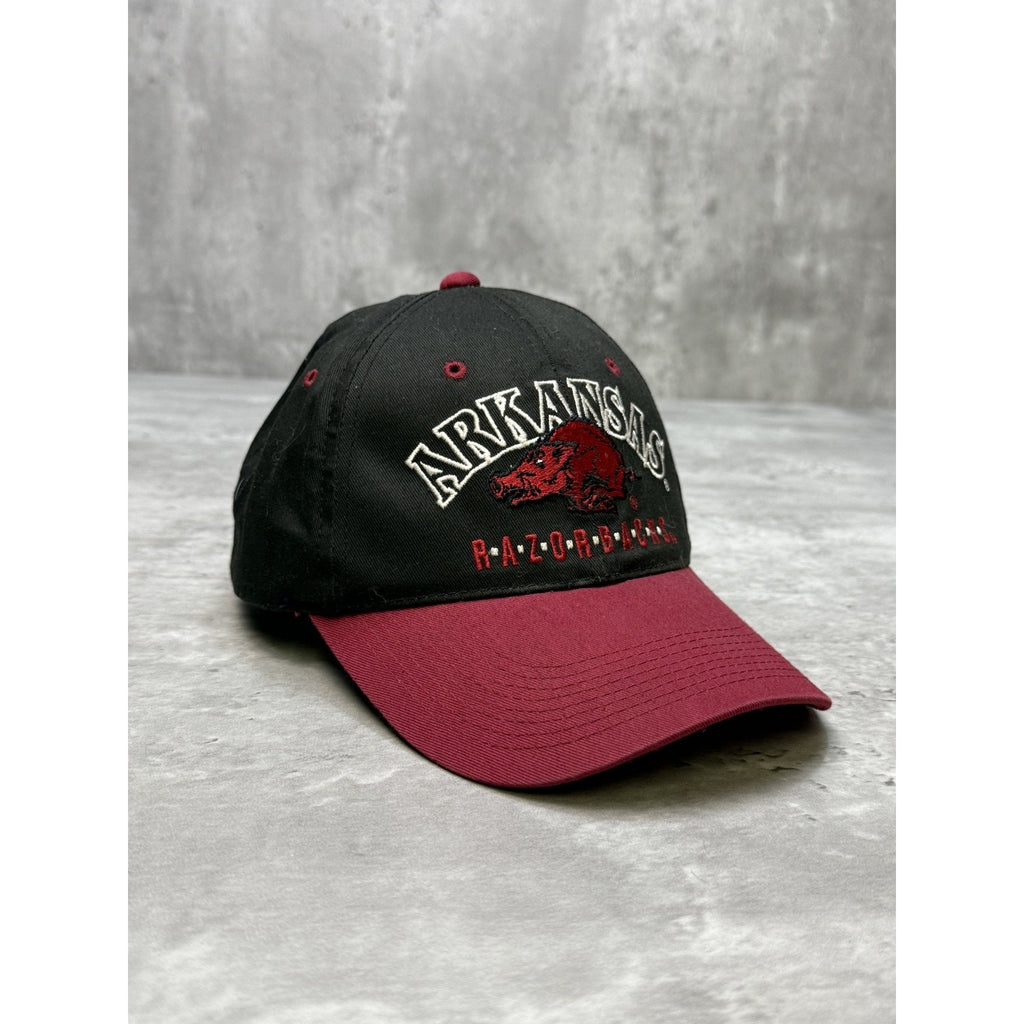 Vintage Arkansas Razorbacks NCAA Embroidered Spellout Snapback Hat OSFA
