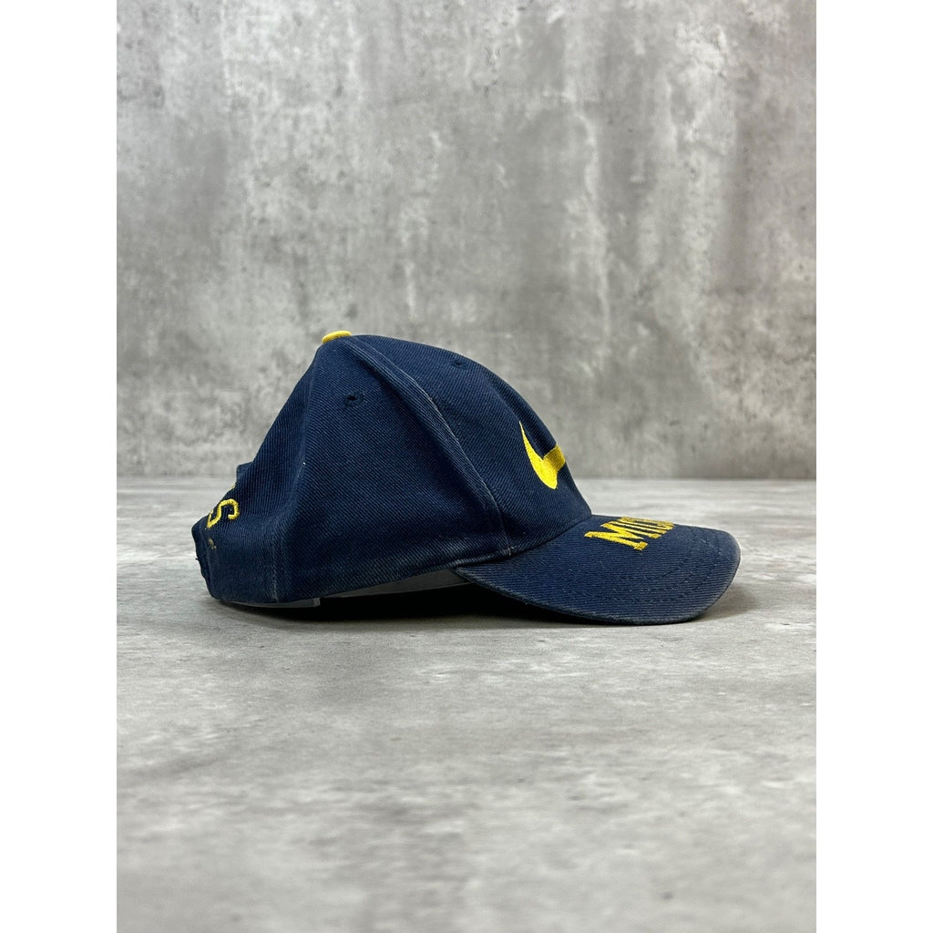 Vintage 90s Michigan Wolverines NCAA Embroidered Swoosh Snapback Hat OSFA
