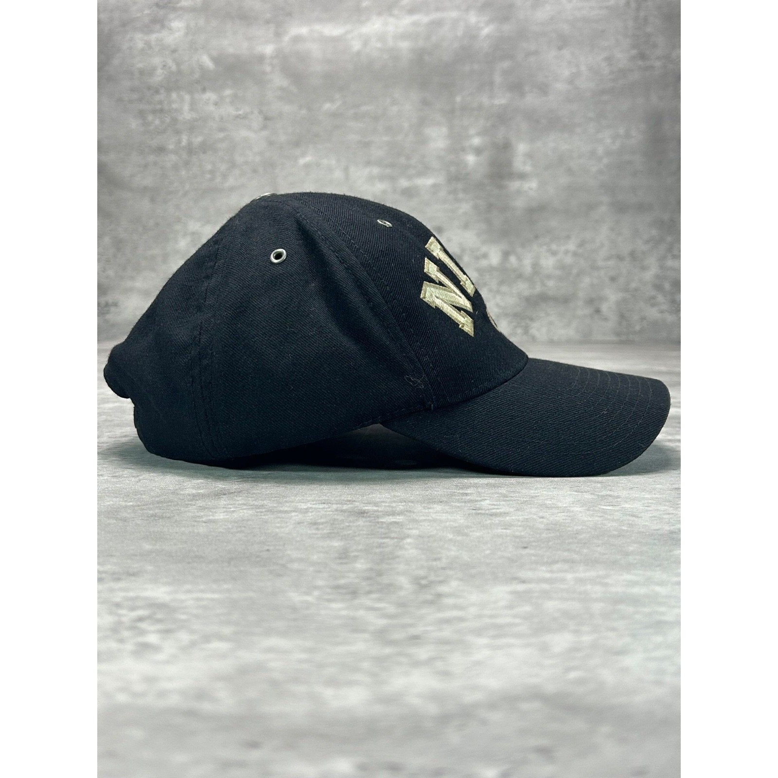 Vintage 2000s Nike Embroidered Swoosh Spellout Snapback Hat OSFA