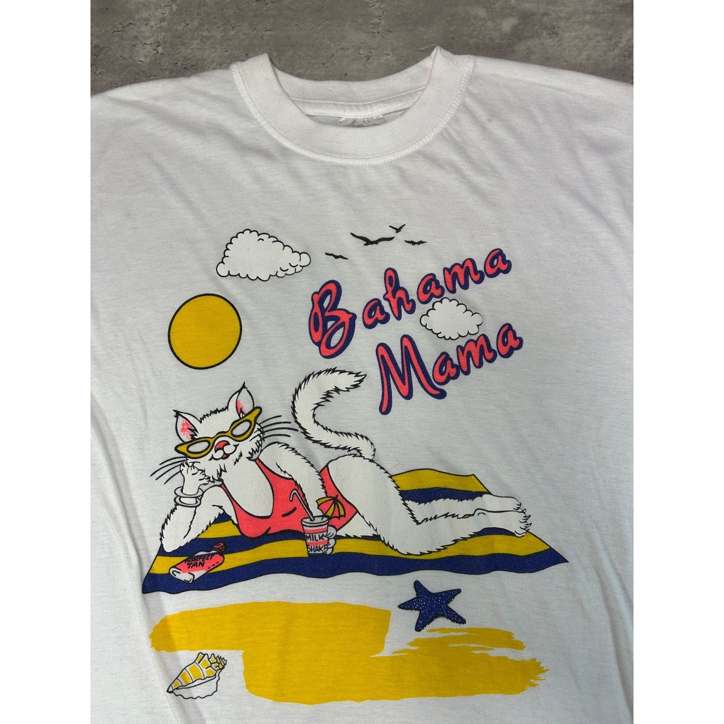Vintage 80s/90s Bahama Mama Cartoon Cat Beach Graphic T-Shirt Size Large