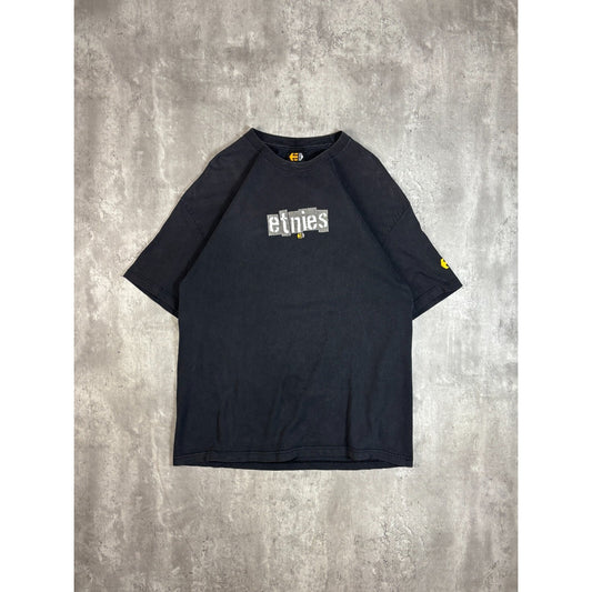 Vintage Y2K Etnies Skateboards Graphic Spellout T-Shirt Size XL Black