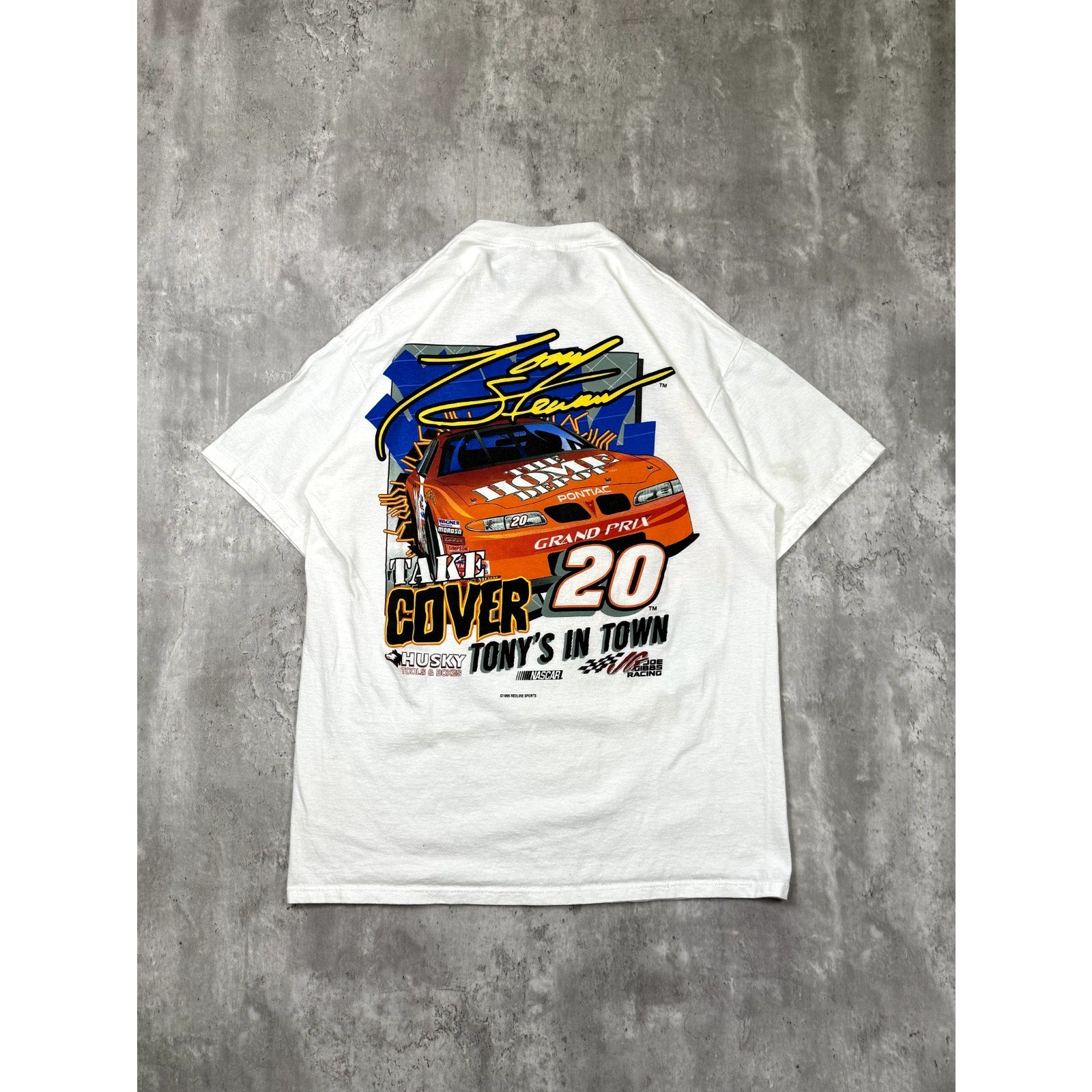 Vintage 1999 Tony Stewart #20 Nascar Hammer It Home Graphic T-Shirt Size Large