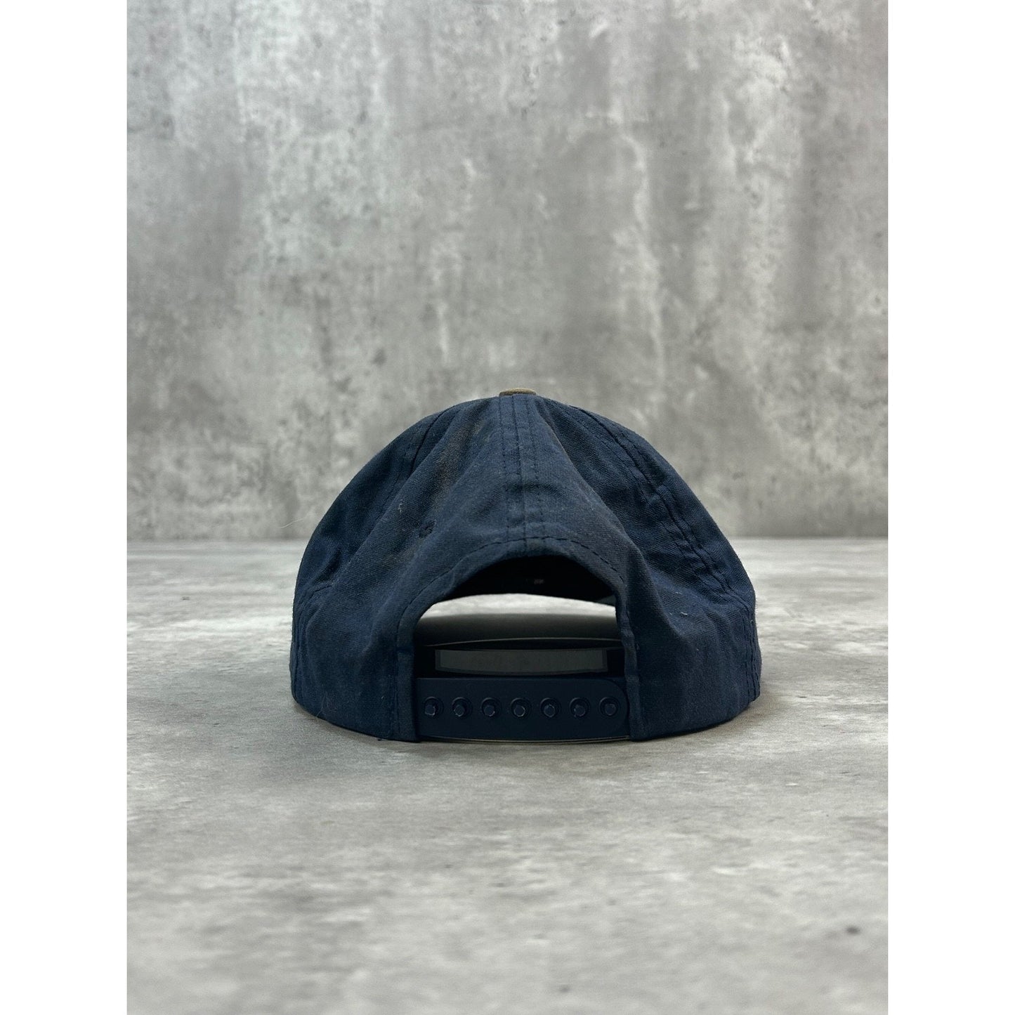 Vintage 90s Remington Embroidered Spellout Snapback Hat OSFA