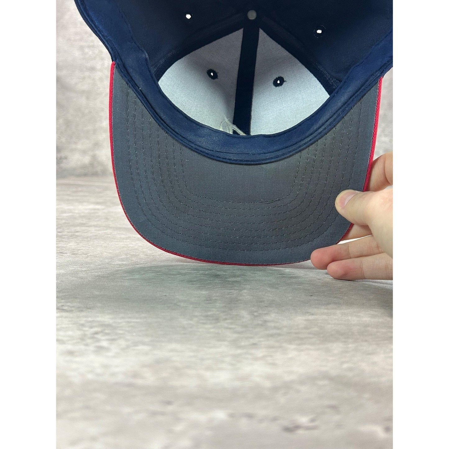 Vintage 90s Atlanta Braves MLB Embroidered Logo Snapback Hat OSFA