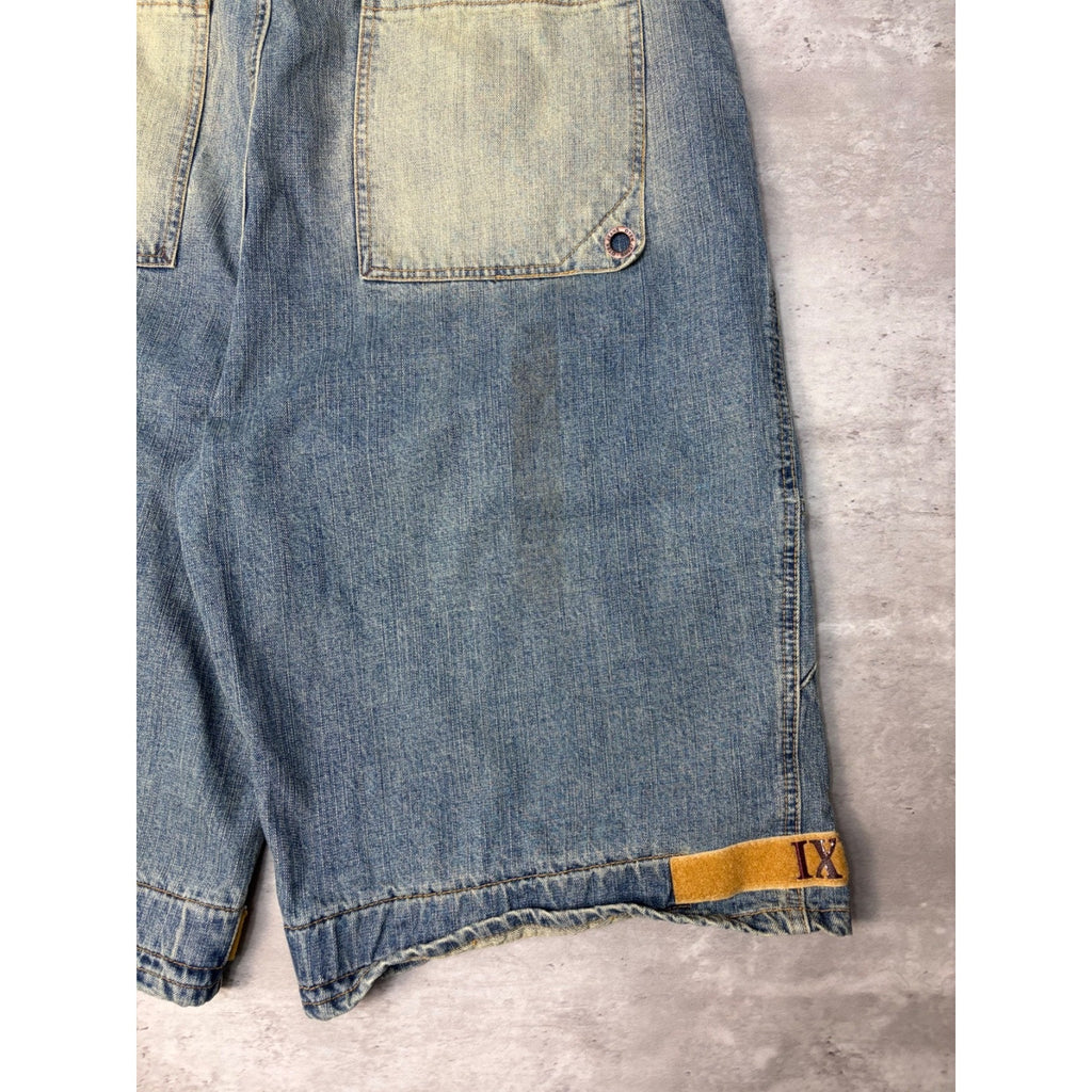 VTG Y2K Dtek Jeans Faded Medium Wash Denim Spellout Cuff Cargo Shorts Size 42