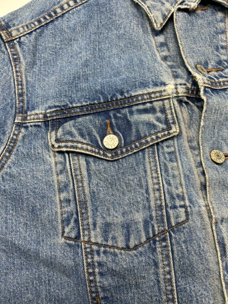 Vintage 90s Guess Jeans Embroidered Patch Light Wash Denim Trucker Jacket Size M