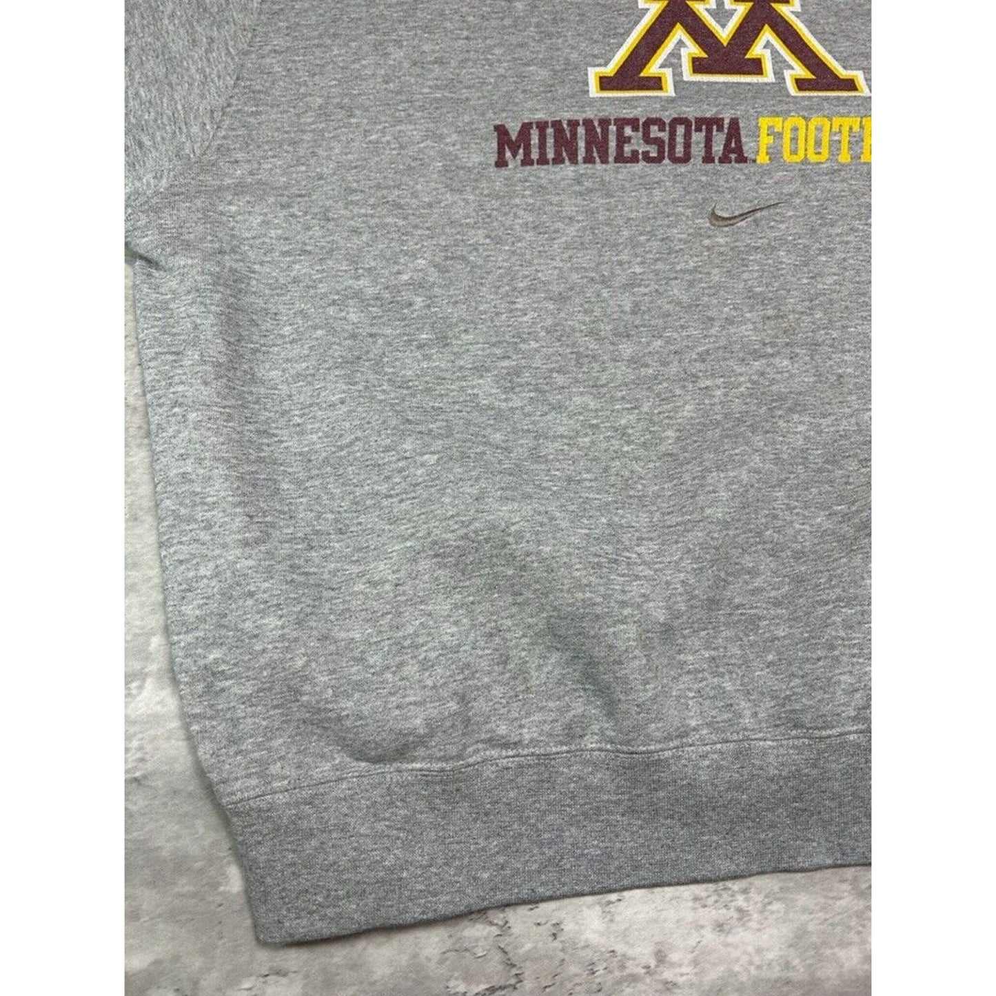 Vintage Minnesota Gophers NCAA Nike Middle Swoosh Sweatshirt Size XL Gray