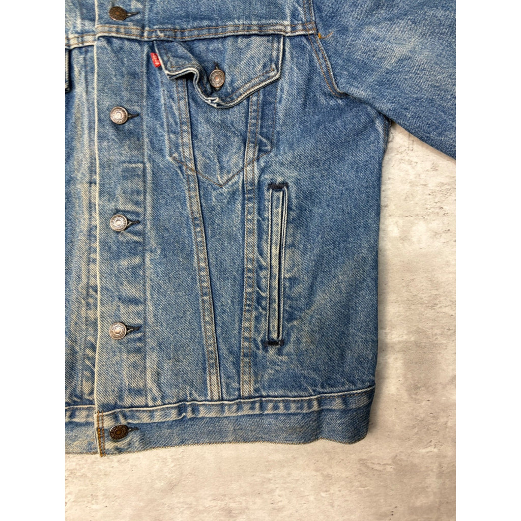 Vintage 90s Levis Red Tab Medium Wash Denim Trucker Jacket Size Medium