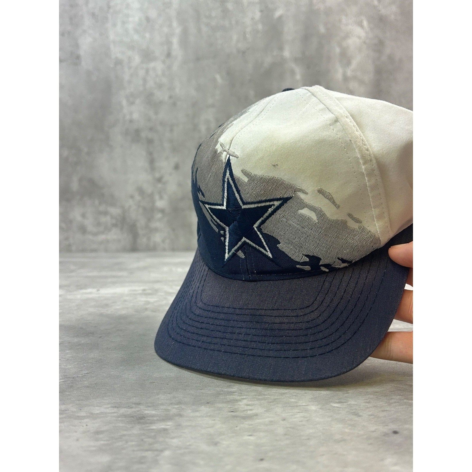 Vintage Dallas Cowboys NFL Embroidered Logo 7 Splash Football Snapback Hat OSFA