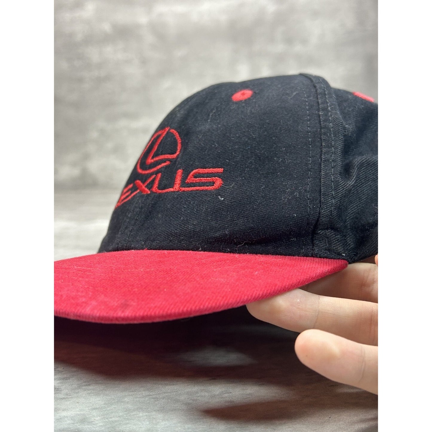 Vintage 90s Lexus Embroidered Logo Two Tone Snapback Hat OSFA Black/Red