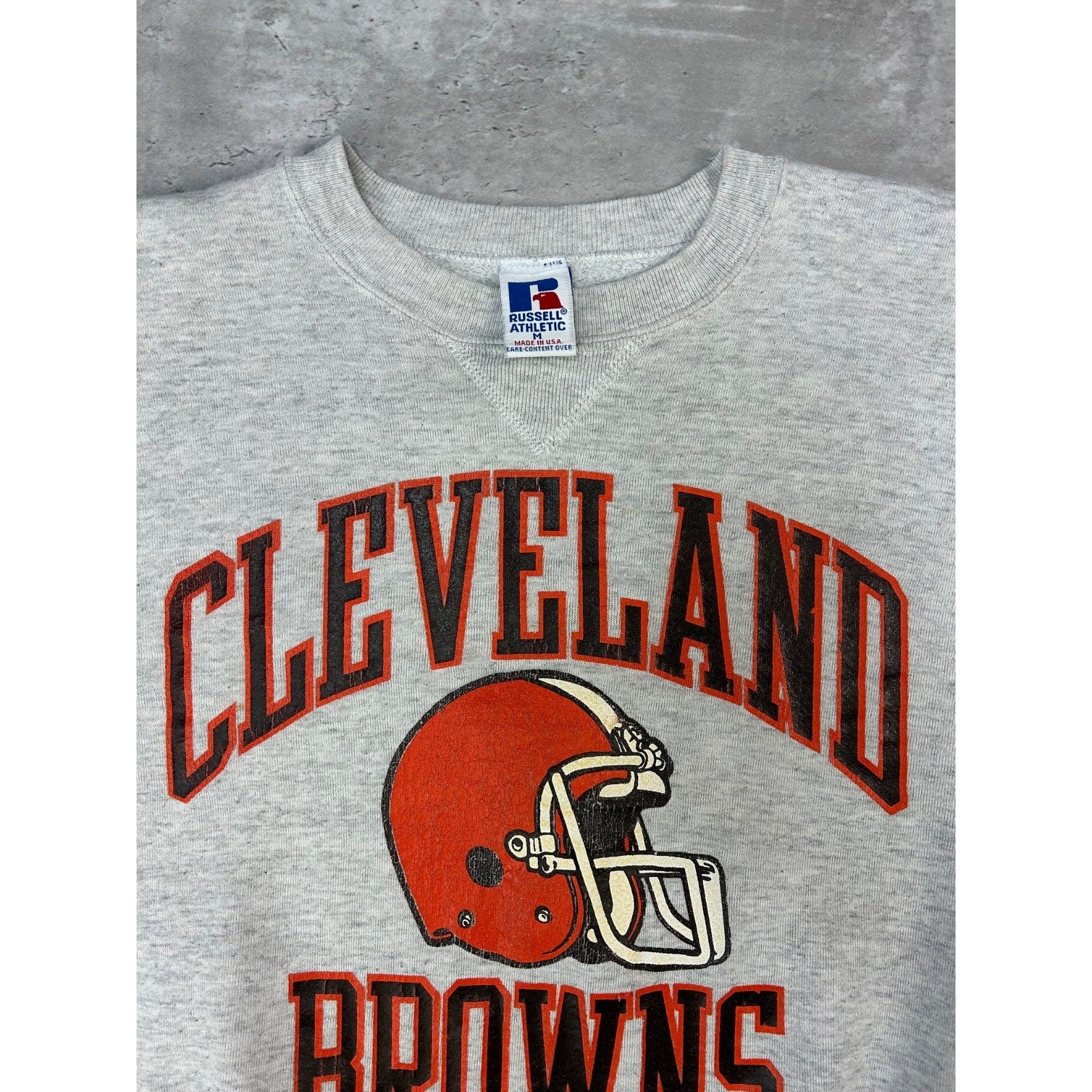 Vintage 90s Cleveland Browns NFL Graphic Spellout Football Sweatshirt Sz Medium