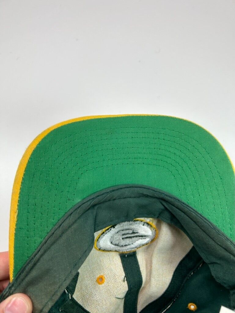 Vintage 90s Green Bay Packers NFL Embroidered Logo Spellout Snapback Hat OSFA