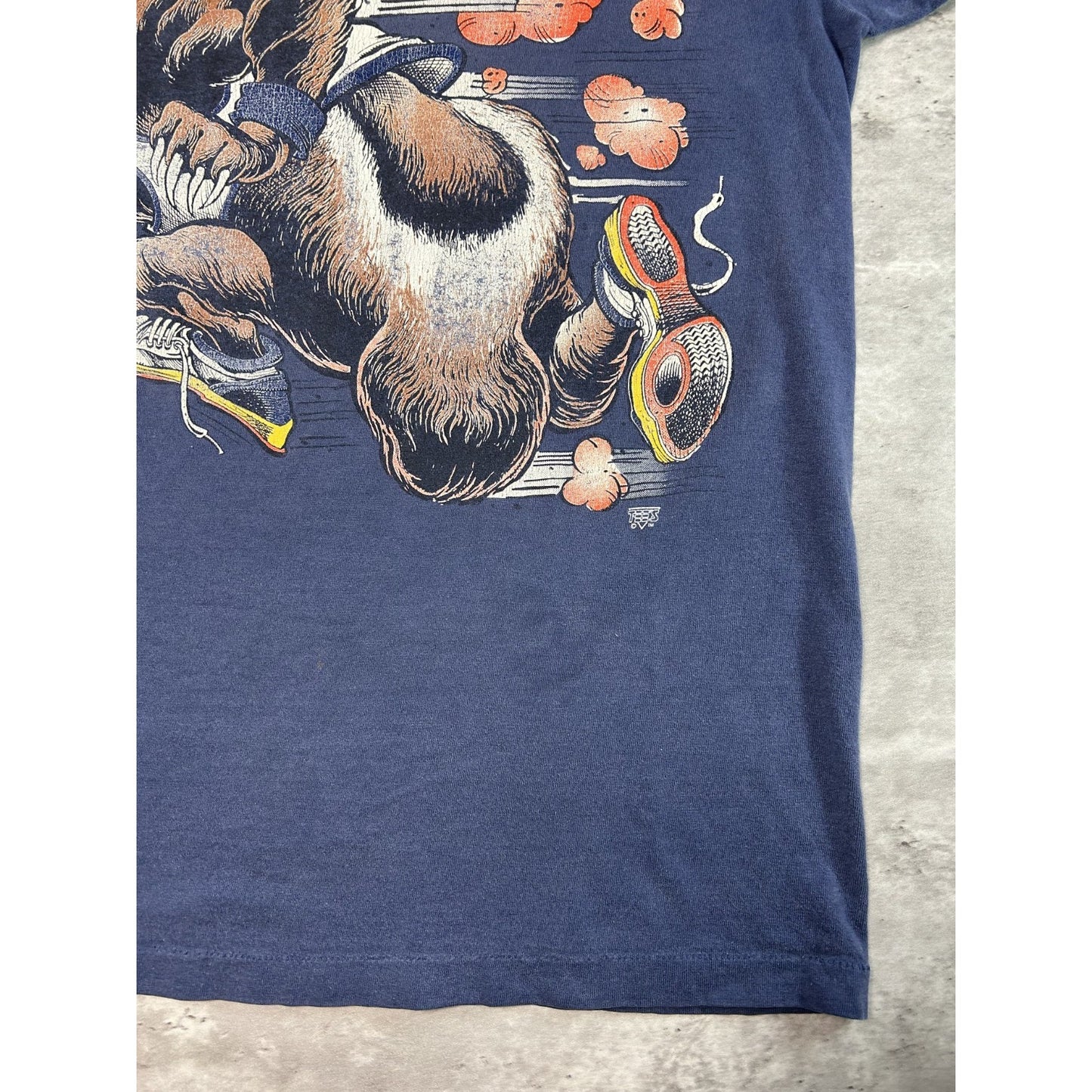 Vintage 90s Michigan Wolverines NCAA Cartoon Graphic Collegiate T-Shirt Sz Large