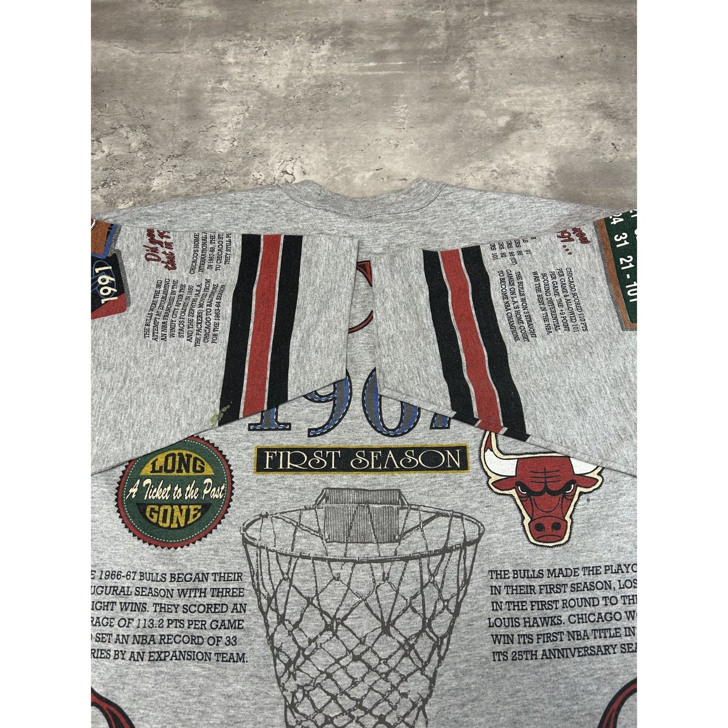 Vintage 90s Chicago Bulls NBA Graphic All Over Print 3/4 Sleeve T-Shirt Size XL