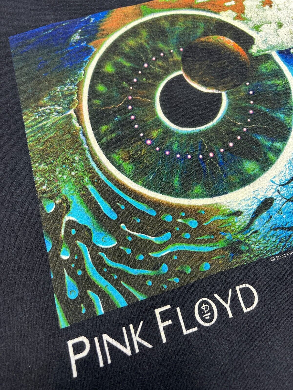 Vintage 2004 Pink Floyd Dark Side Of The Moon Graphic Band T-Shirt Size XL