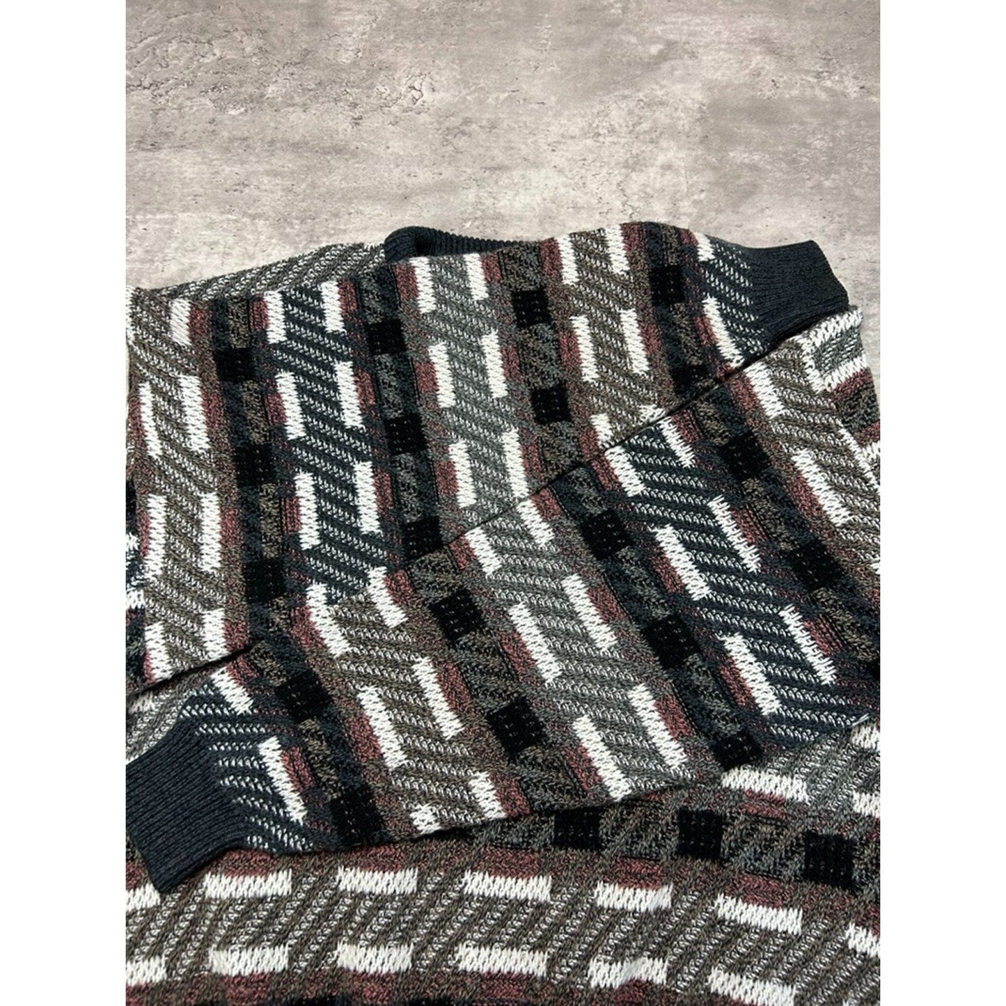 Vintage Jantzen Abstract Striped Pullover Ribbed Knit Sweater Size XL