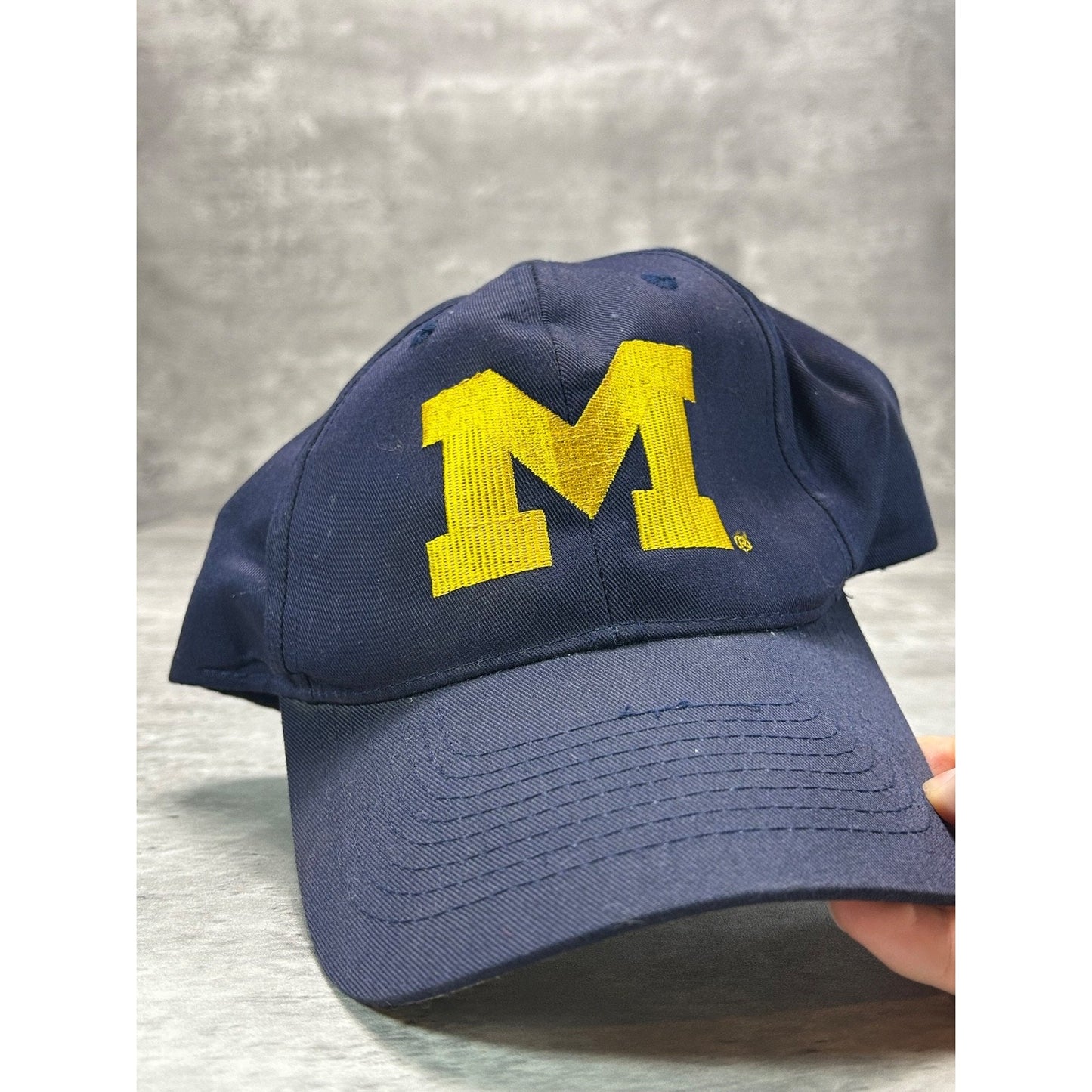 Vintage 90s Michigan Wolverines NCAA Embroidered Collegiate Snapback Hat OSFA