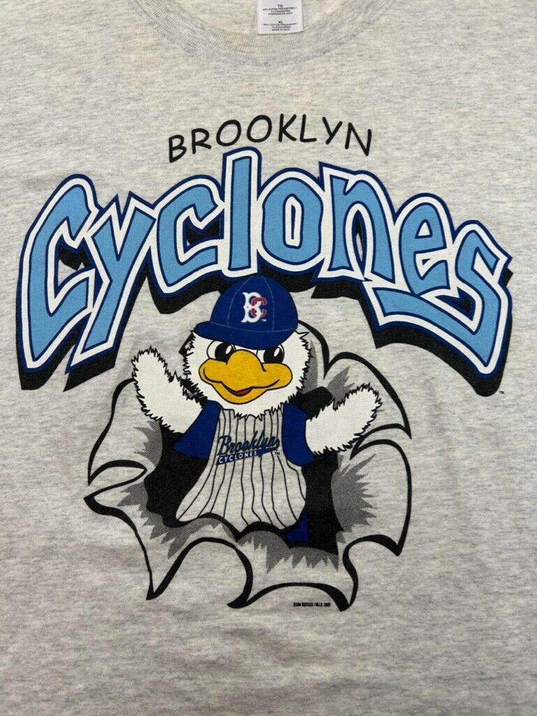 Vintage 2003 Brooklyn Cyclones MiLB Mascot Graphic Baseball T-Shirt Size XL