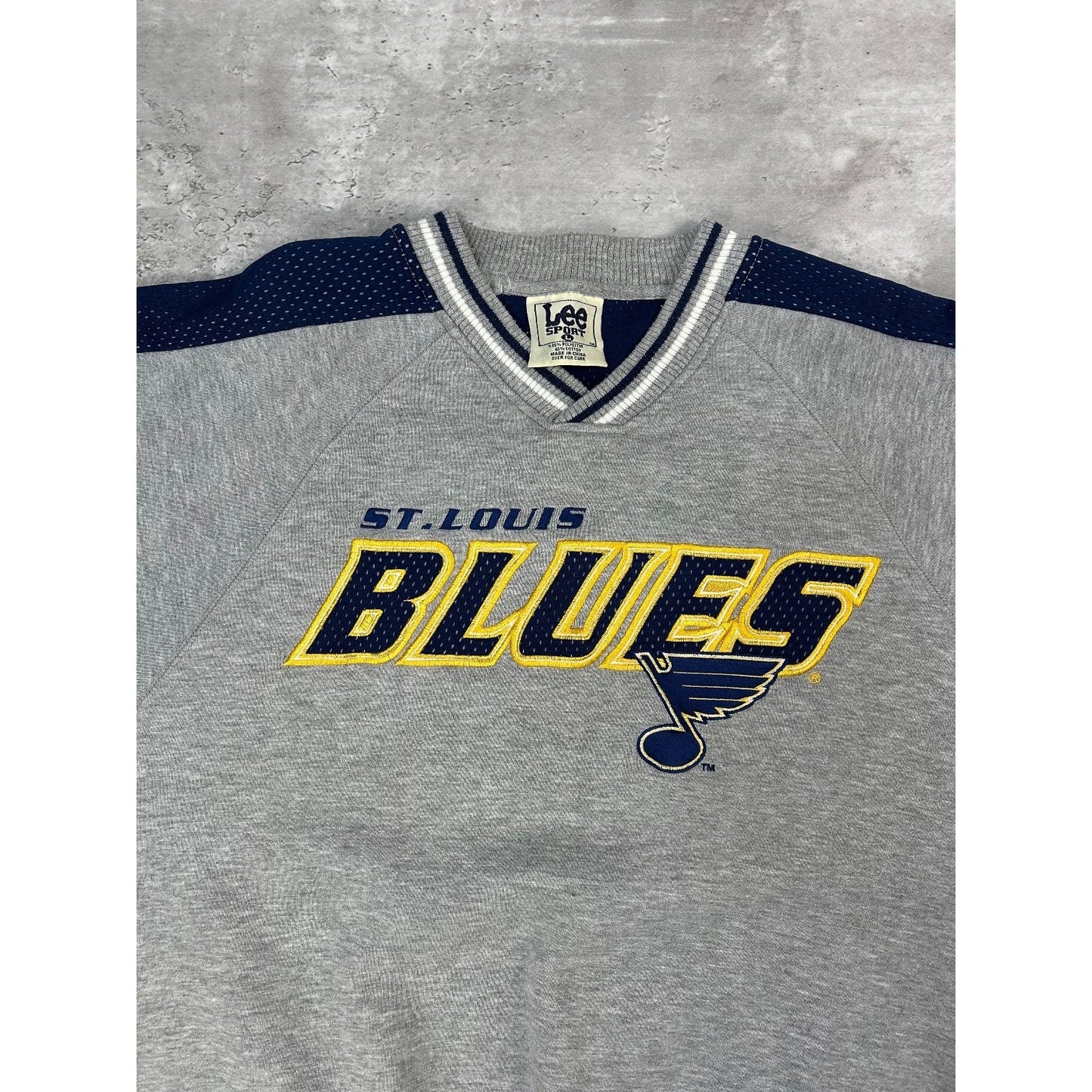 Vintage St Louis Blues NHL Embroidered Spellout Hockey Sweatshirt Size Large