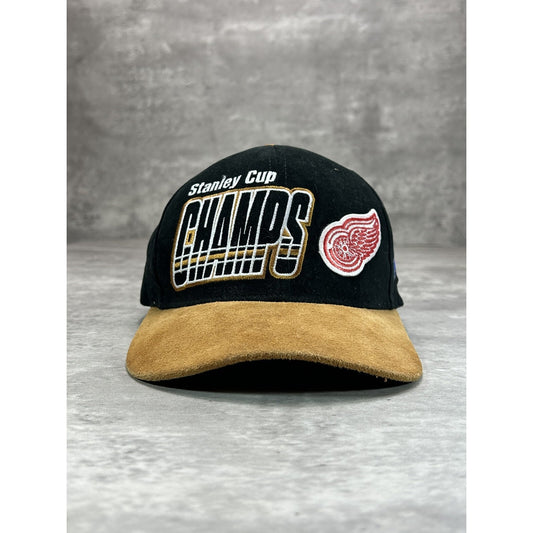 Vintage 1997 Detroit Red Wings NHL Stanley Cup Champs Starter Strapback Hat OSFA