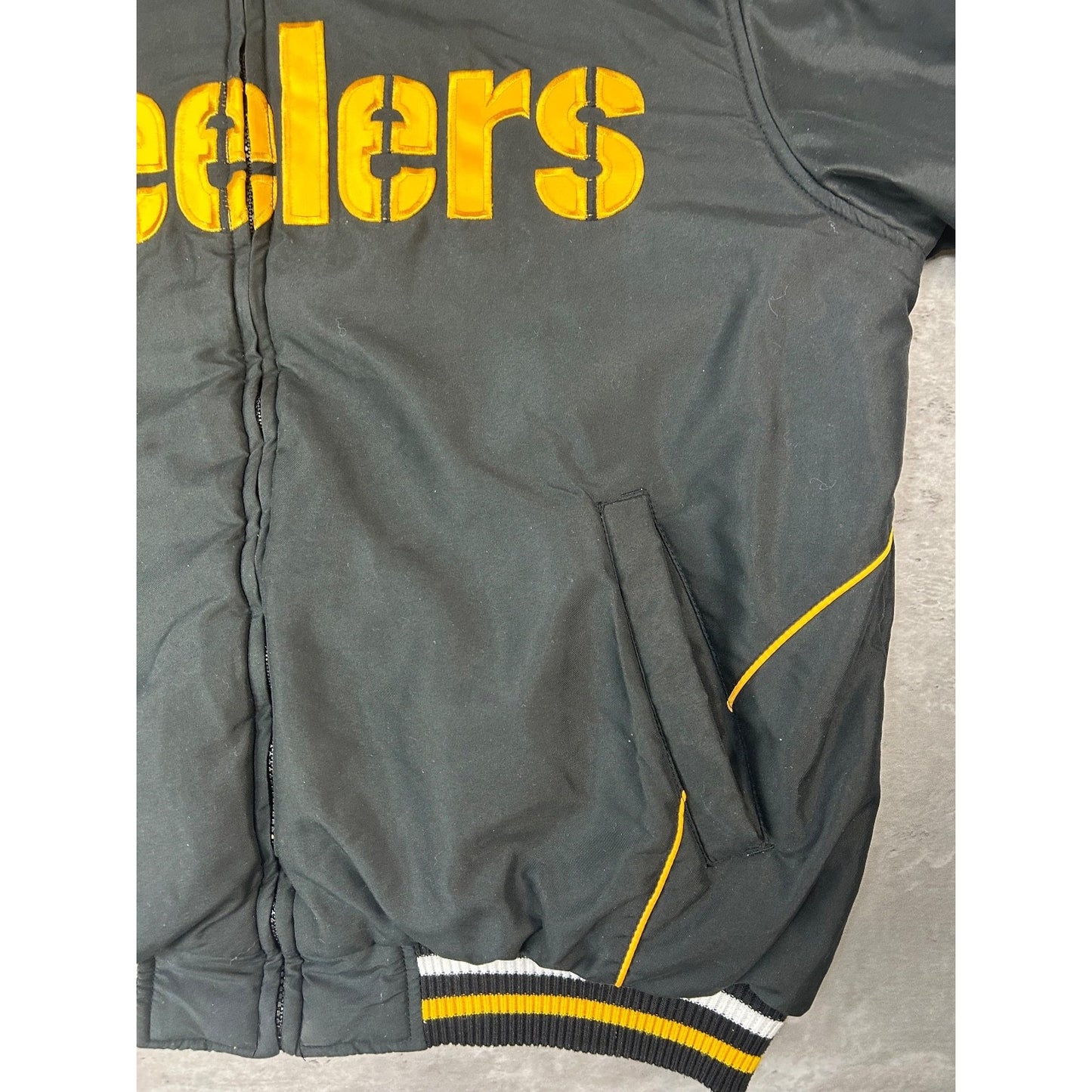 Vintage Pittsburgh Steelers NFL Spellout Reversible Bomber Jacket Size Large