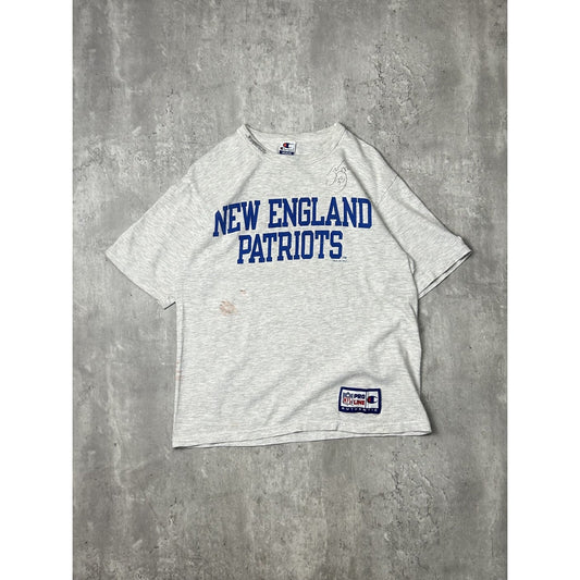 Vintage 1994 New England Patriots NFL Graphic Spellout Football T-Shirt Medium