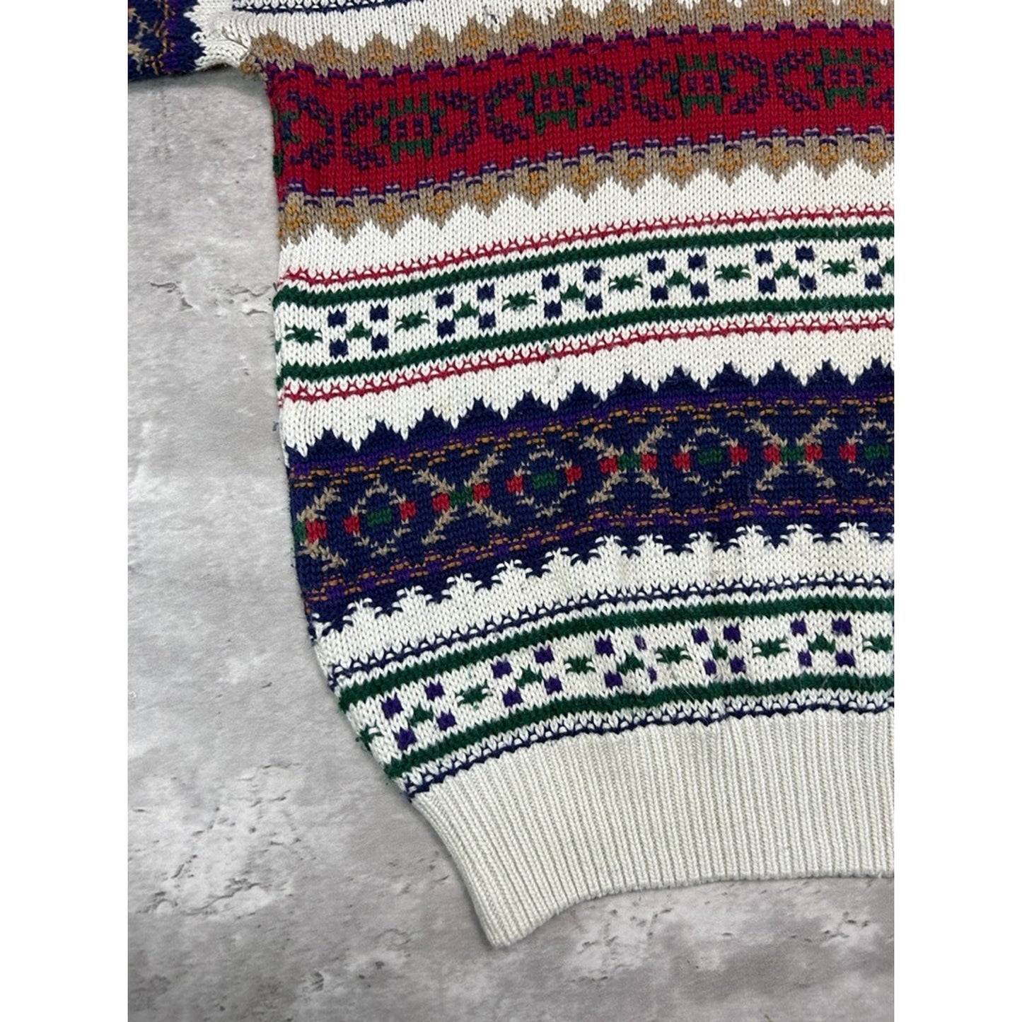 Vintage 90s Knights Of Round Table Abstract Striped Knit Sweater Size Large