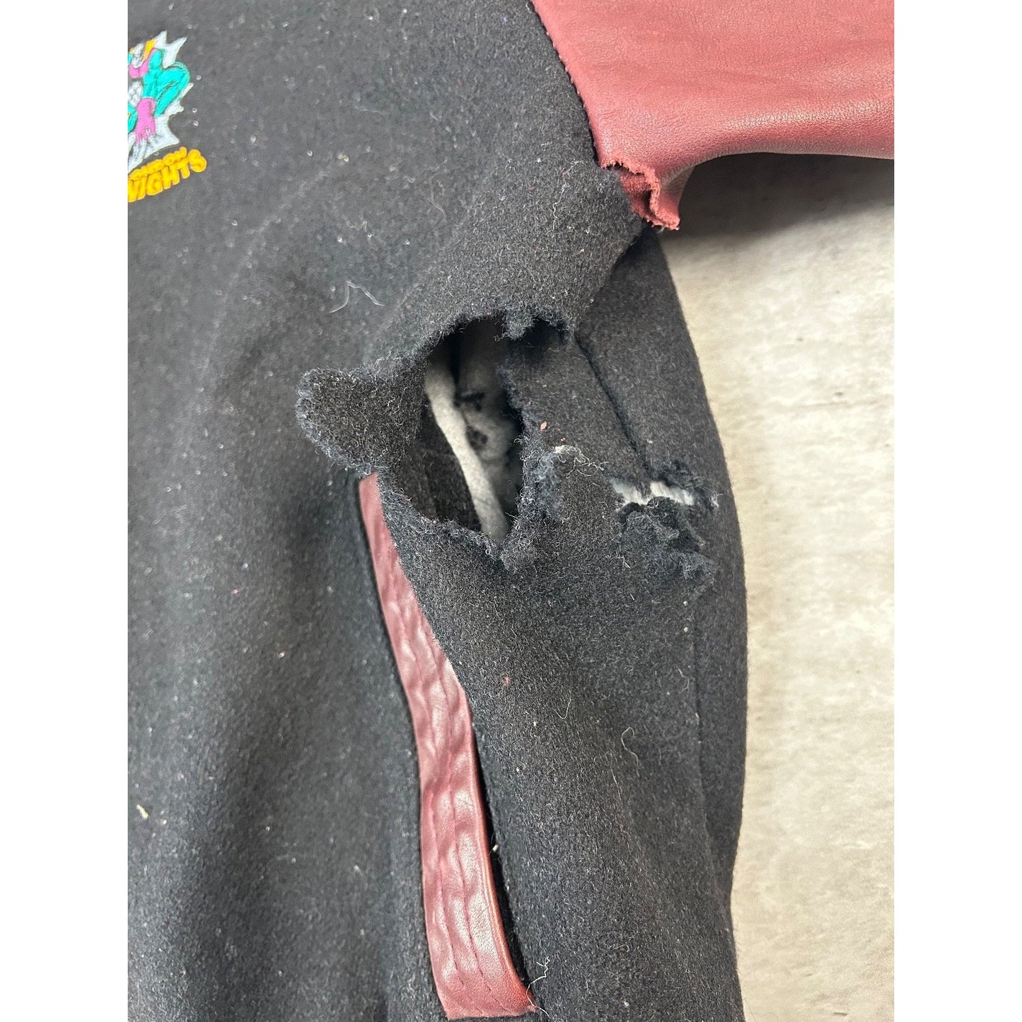 Vintage 90s London Knights OHL Embroidered Logo Varsity Bomber Jacket Size XL