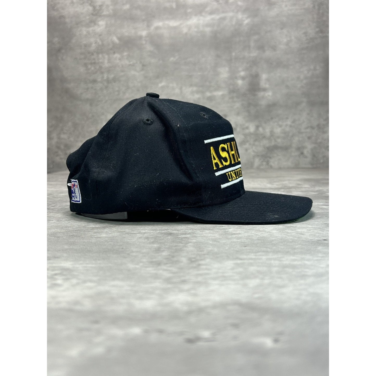 Vintage 90s Ashland University NCAA Embroidered Spellout Snapback Hat OSFA