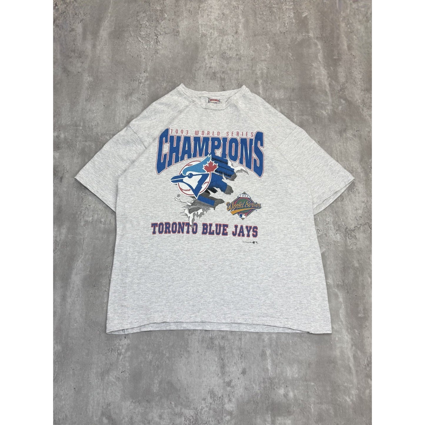 Vintage 1993 Toronto Blue Jays MLB World Series Champs Chest Buster T-Shirt XL
