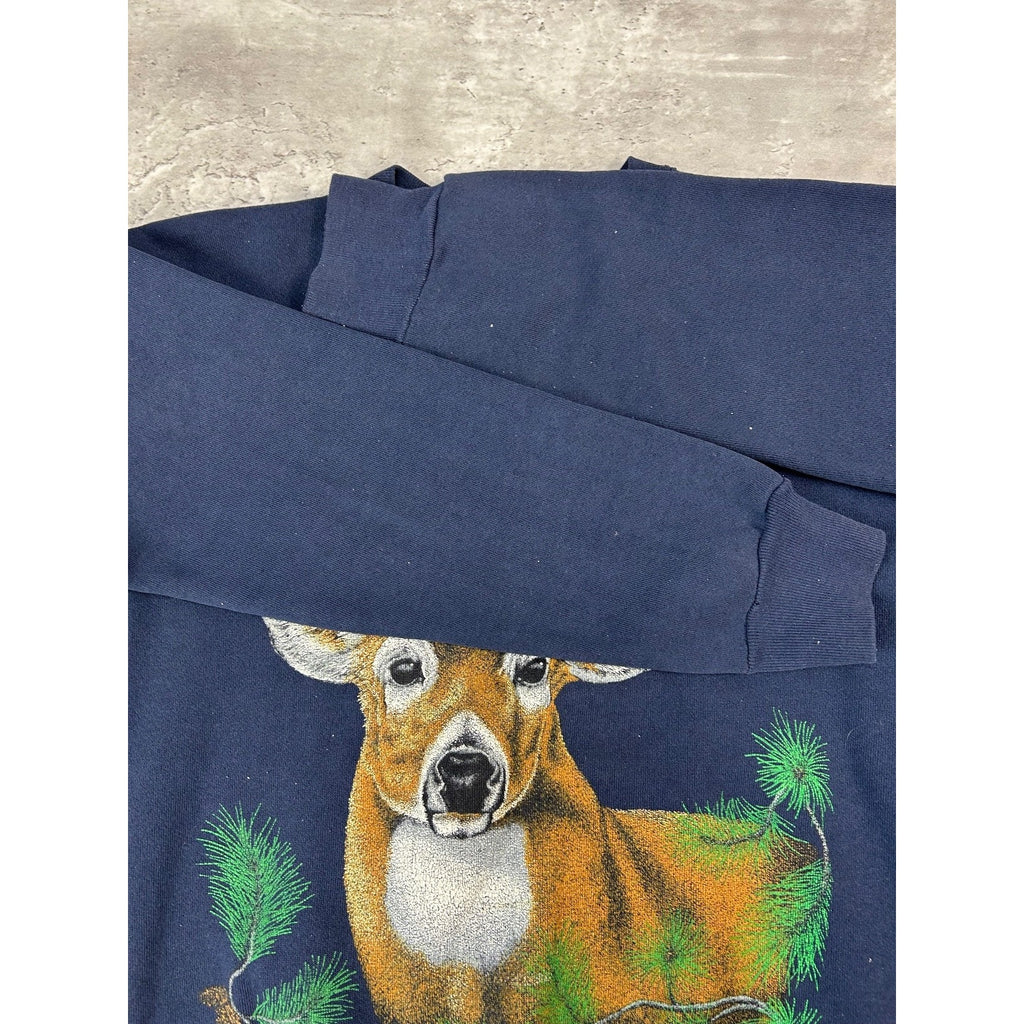 Vintage 90s White Tail Deer Nature Animal Graphic Sweatshirt Size Medium