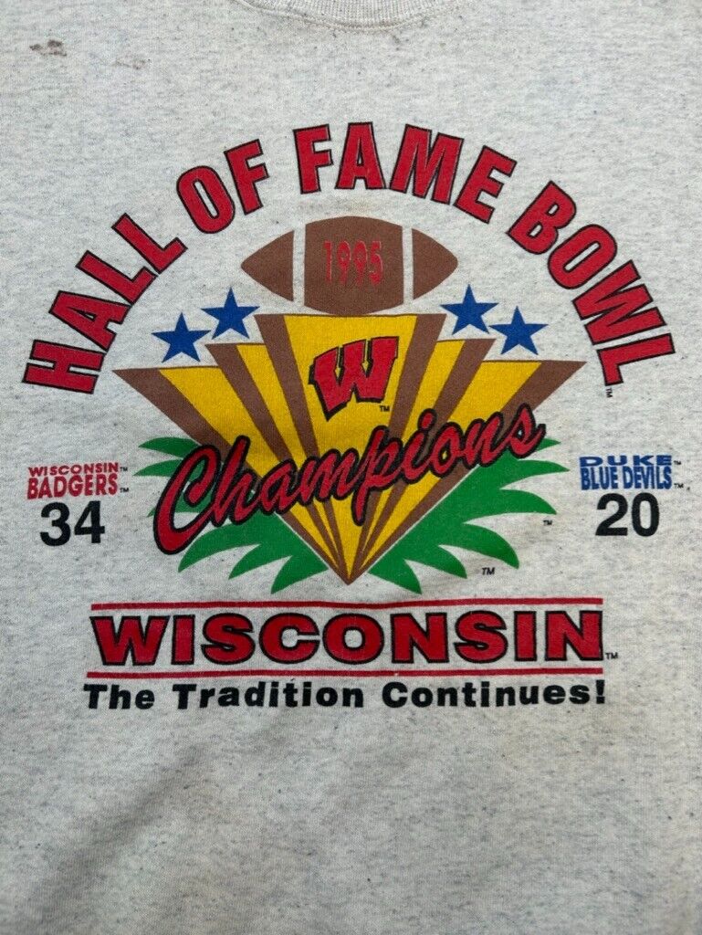 Vintage 1995 Wisconsin Badgers NCAA Hall Of Fame Bowl Sweatshirt Size Large 90s